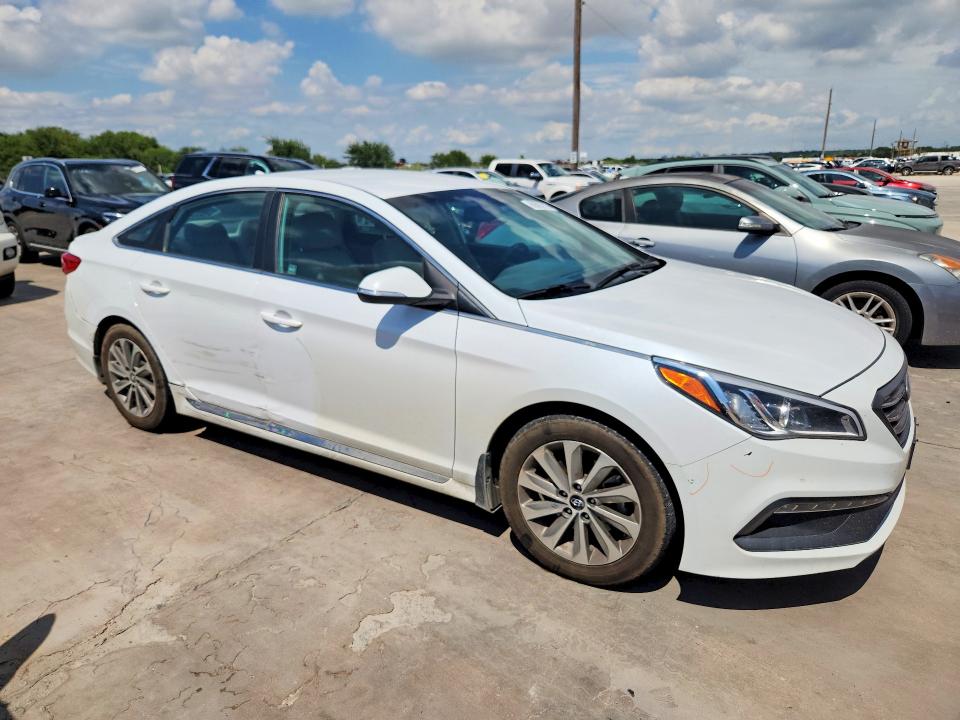 2015 Hyundai Sonata მანქანა იყიდება აუქციონზე, vin: 5NPE34AF8FH218268, აუქციონის ნომერი: 60697616