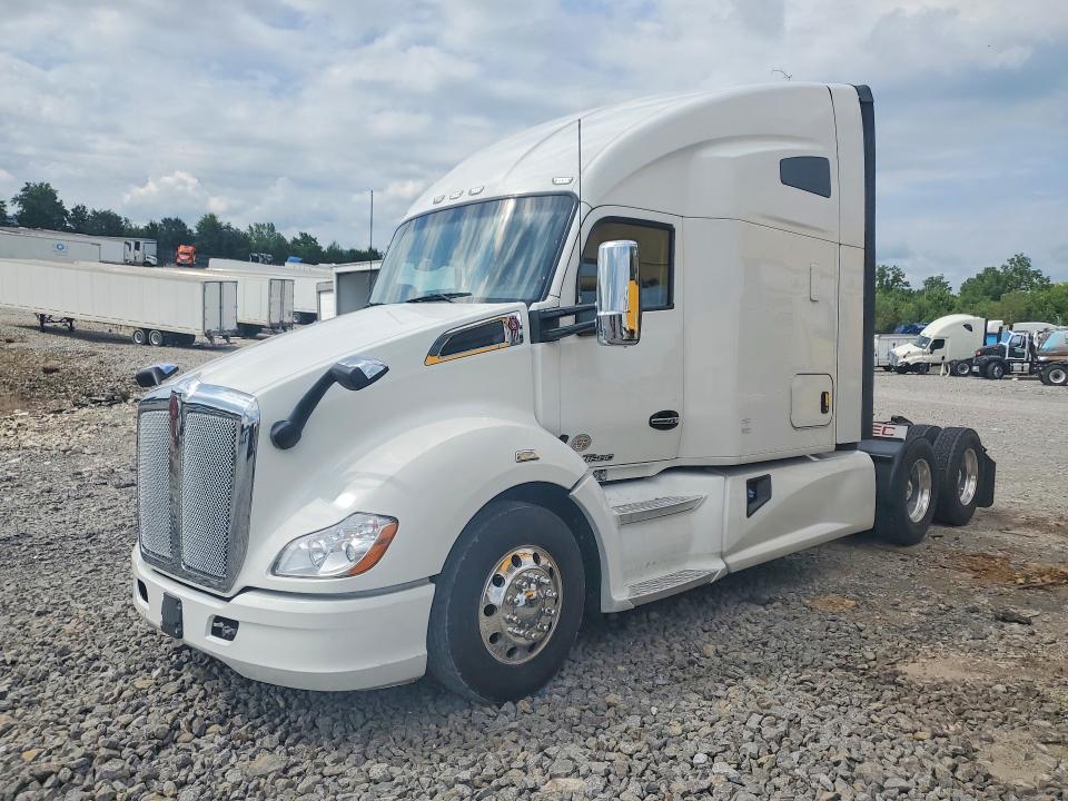 Auction sale of the 2021 Kenworth T680, vin: 1XKYDP9X5MJ459237, lot number: 61014336
