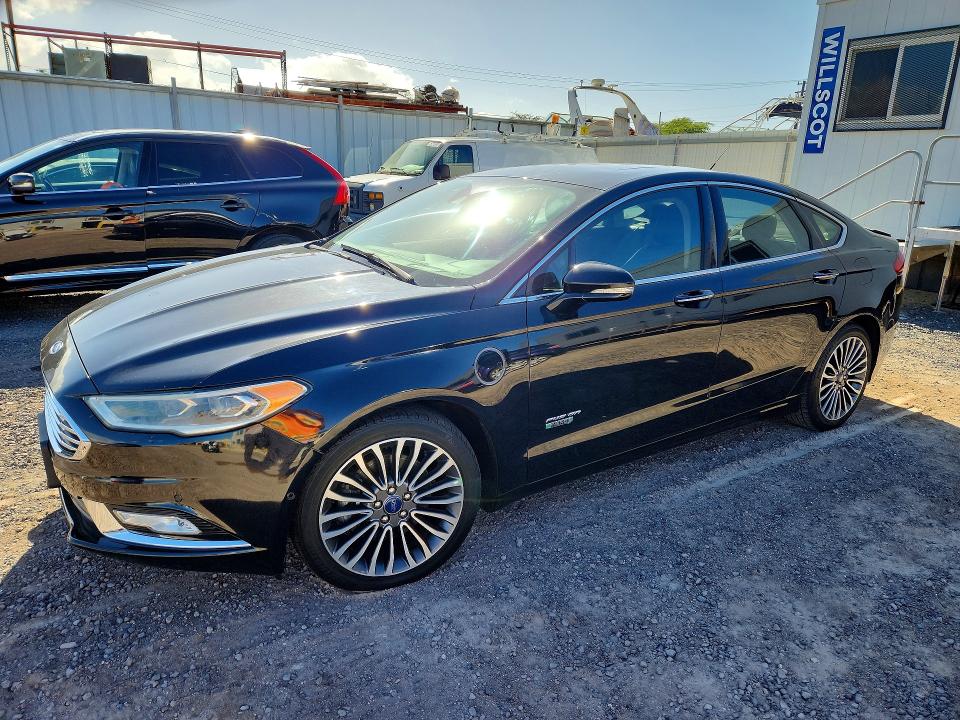 59571086 :رقم المزاد ، 3FA6P0SU6HR191642 vin ، 2017 Ford Fusion مزاد بيع