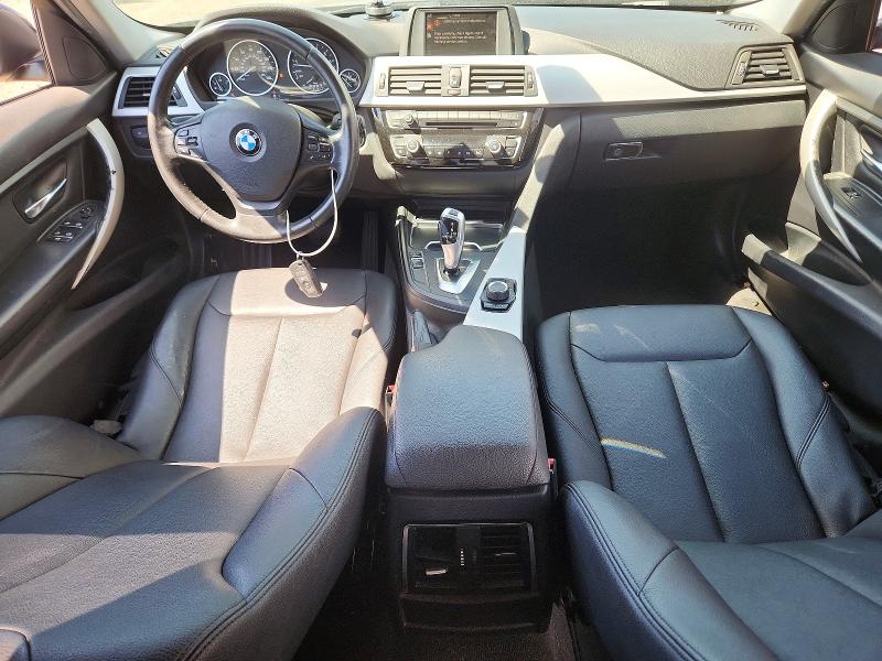 60530886 :رقم المزاد ، WBA8A9C54GK618557 vin ، 2016 Bmw 320 مزاد بيع