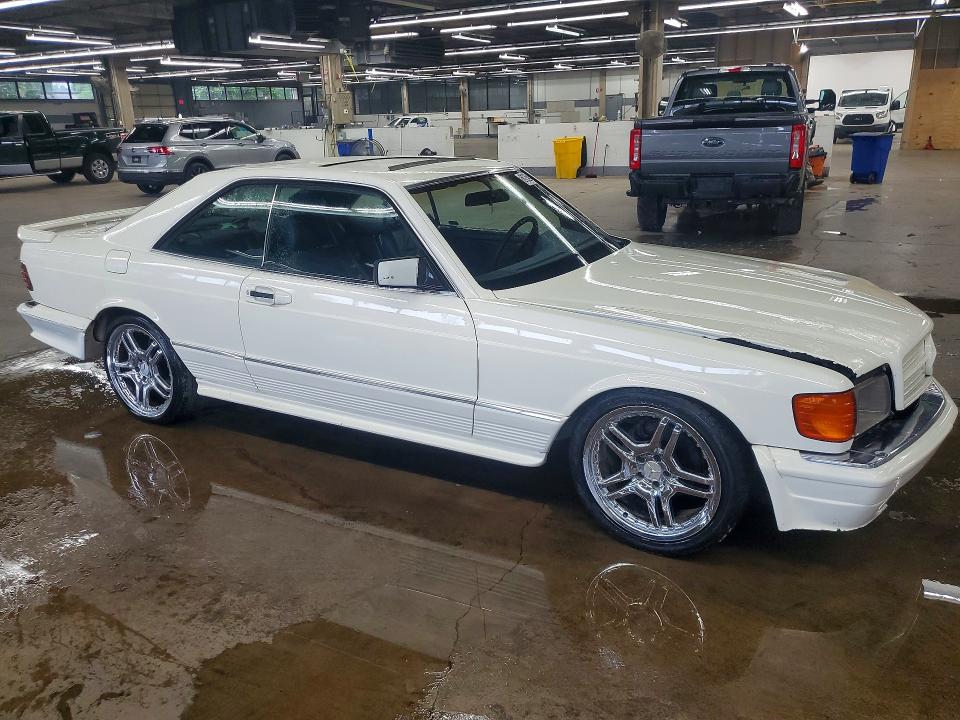 61250446 :رقم المزاد ، WDBCA44A3EA019226 vin ، 1984 Mercedes-benz 500 مزاد بيع