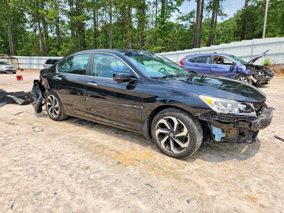 Aukcja sprzedaży 2017 Honda Accord, vin: 1HGCR2F88HA054584, numer aukcji: 62607096