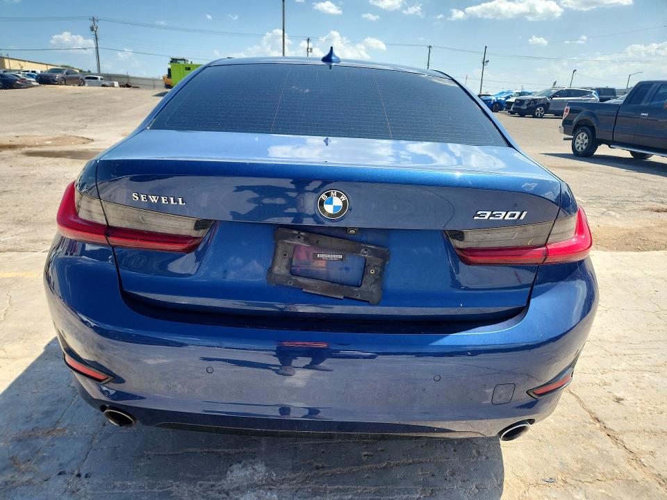 59555436 :رقم المزاد ، 3MW5R1J01M8C12849 vin ، 2021 Bmw 330i مزاد بيع
