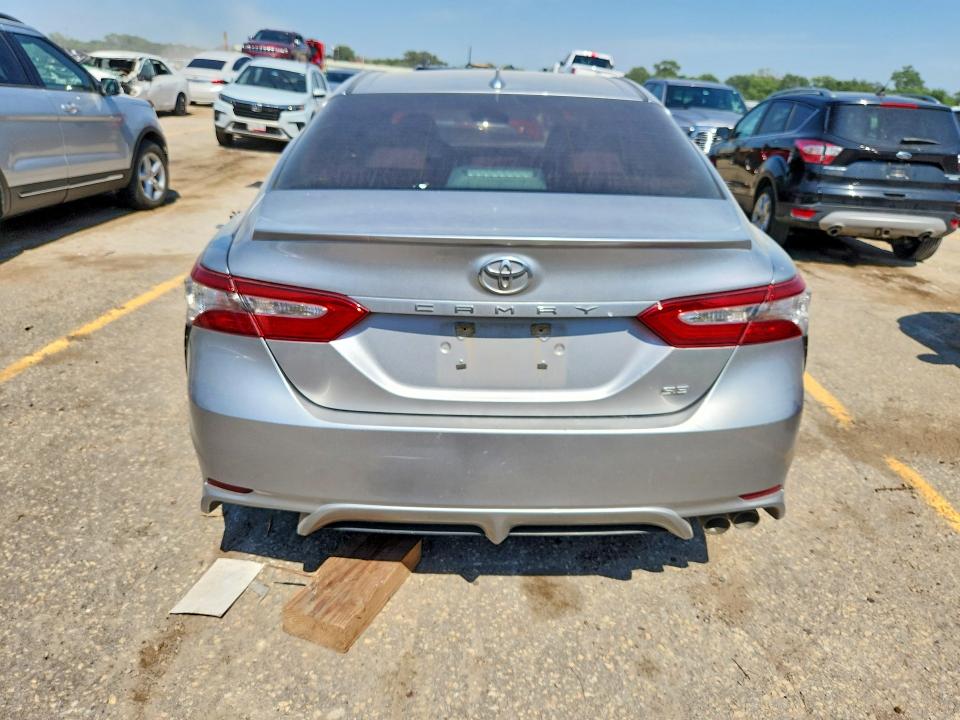 Продаж на аукціоні авто 2019 Toyota Camry, vin: 4T1B11HK1KU746966, номер лоту: 60227426