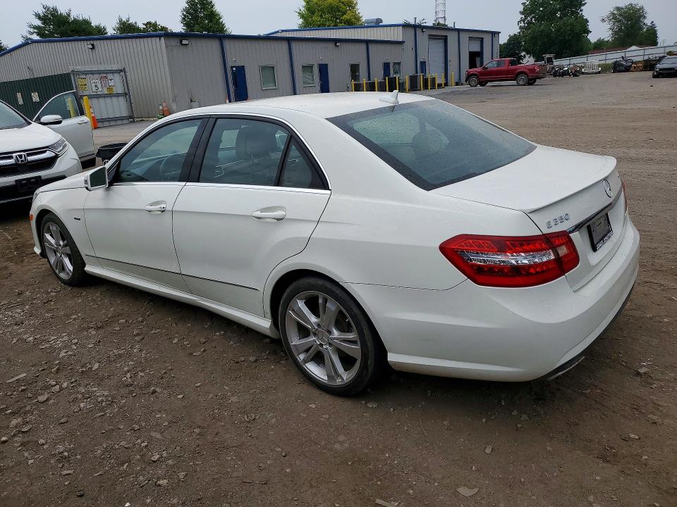 61844166 :رقم المزاد ، WDDHF8JB2CA638688 vin ، 2012 Mercedes-benz E مزاد بيع