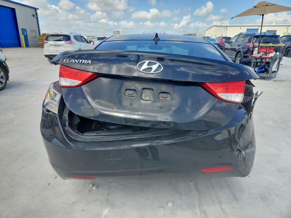 Продажа на аукционе авто 2012 Hyundai Elantra, vin: KMHDH4AE2CU356485, номер лота: 61208786