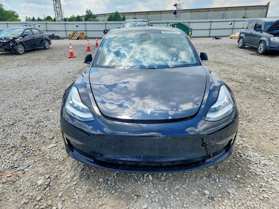 60570216 :رقم المزاد ، 5YJ3E1EA4LF606333 vin ، 2020 Tesla Model 3 مزاد بيع