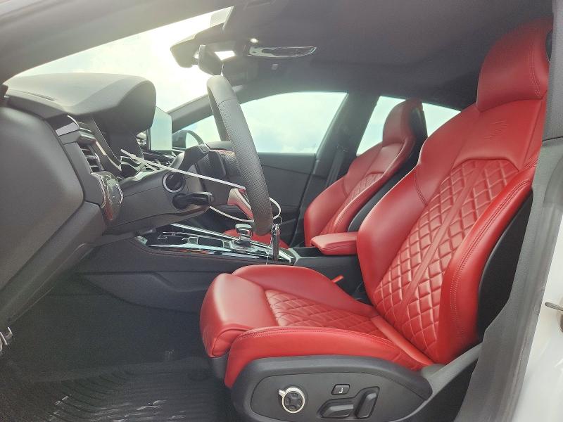 85970005 :رقم المزاد ، WAUC4CF56RA032817 vin ، 2024 Audi S5 مزاد بيع