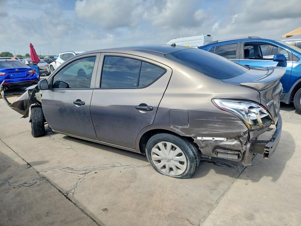 2015 Nissan Versa მანქანა იყიდება აუქციონზე, vin: 3N1CN7AP5FL859764, აუქციონის ნომერი: 60918556