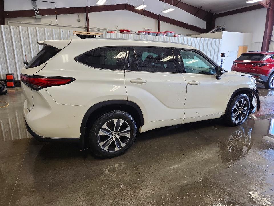 Aukcja sprzedaży 2021 Toyota Highlander, vin: 5TDGZRBH5MS102120, numer aukcji: 60182496