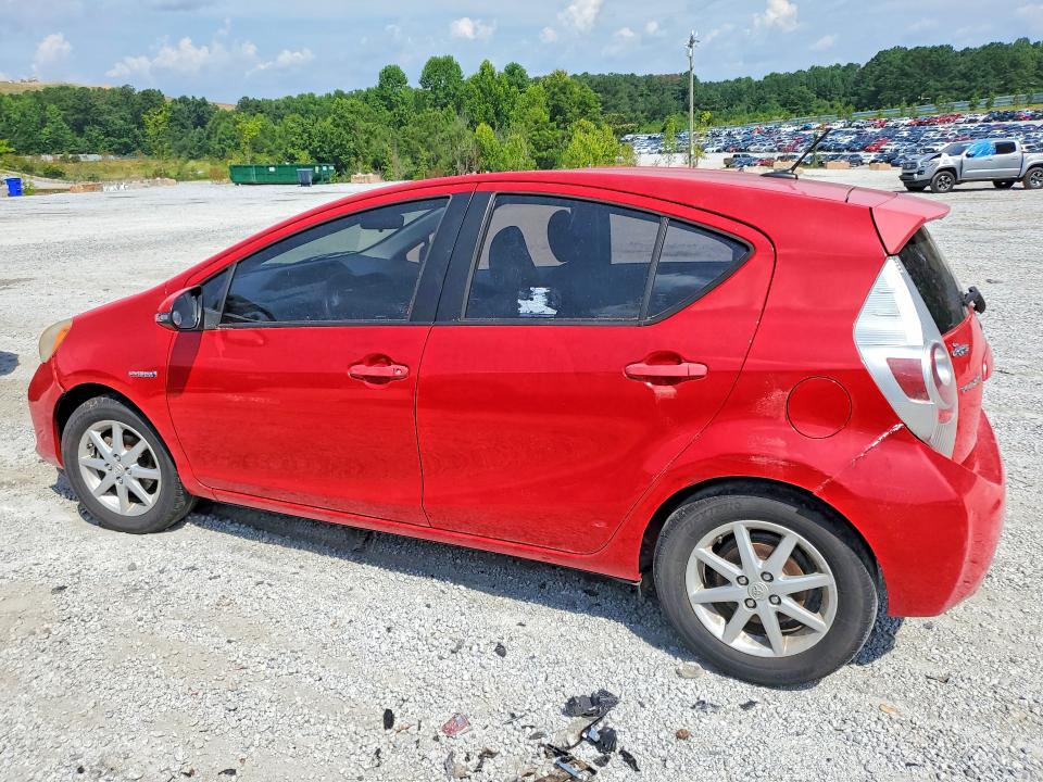 60478166 :رقم المزاد ، JTDKDTB30D1041637 vin ، 2013 Toyota Prius C مزاد بيع