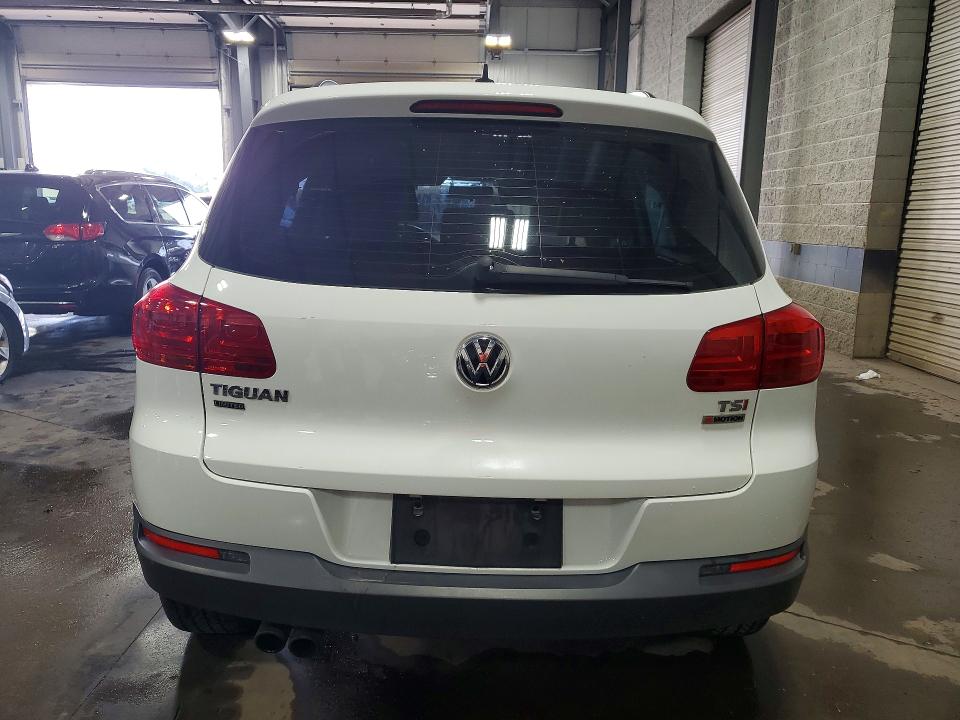 Продаж на аукціоні авто 2017 Volkswagen Tiguan, vin: WVGBV7AX0HK049967, номер лоту: 62970536