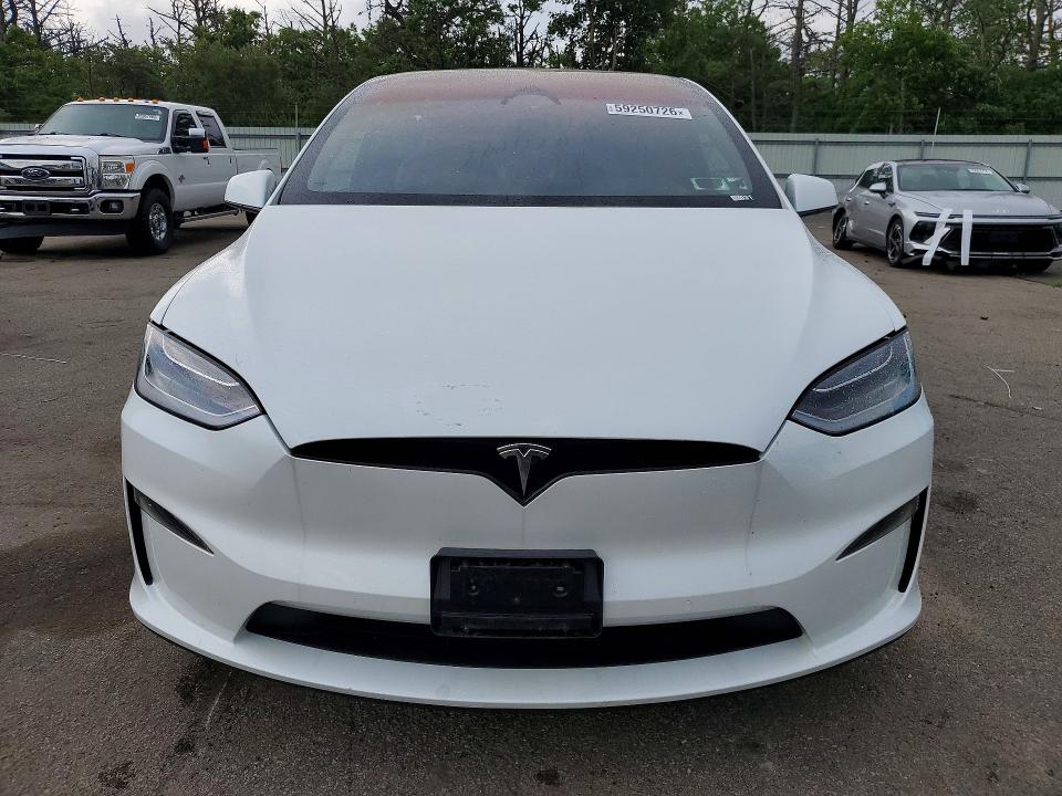 59250726 :رقم المزاد ، 7SAXCDE56PF381529 vin ، 2023 Tesla Model X مزاد بيع