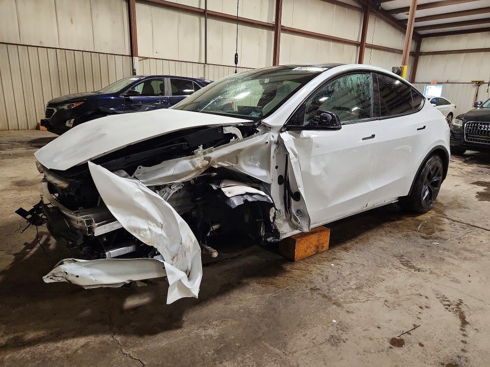 62336416 :رقم المزاد ، 7SAYGDETXTA633524 vin ، 2026 Tesla Model Y مزاد بيع