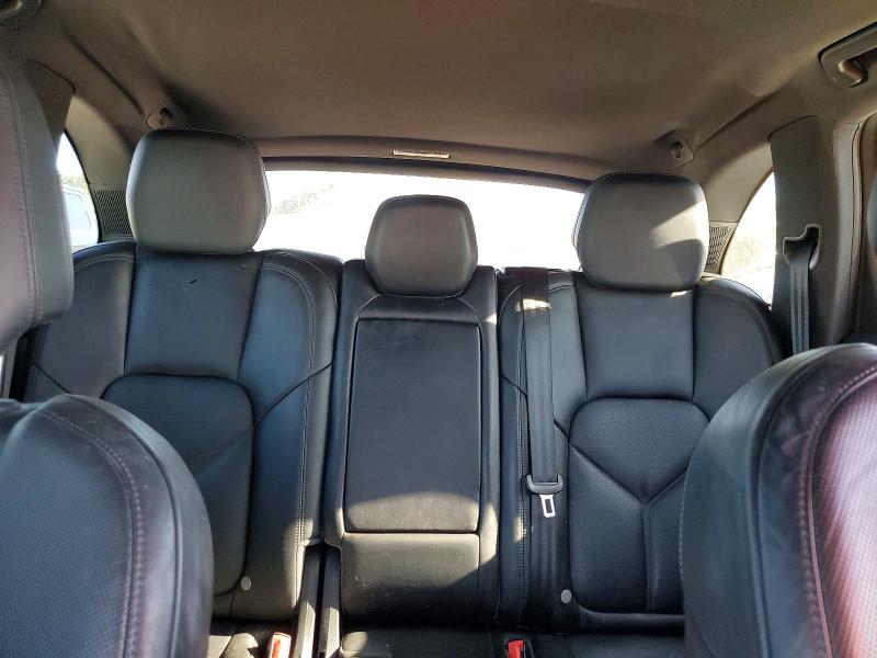 60891266 :رقم المزاد ، WP1AA2A25GLA04887 vin ، 2016 Porsche Cayenne مزاد بيع