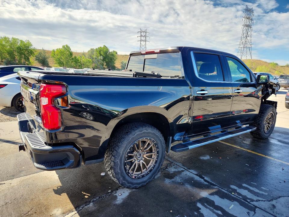 Auction sale of the 2022 Chevrolet Silverado Ltd, vin: 1GCUYHED0NZ164355, lot number: 56843136