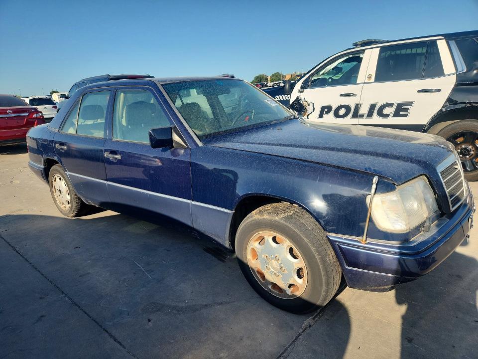 Продаж на аукціоні авто 1994 Mercedes-benz E, vin: WDBEA32E1RC133440, номер лоту: 60183576