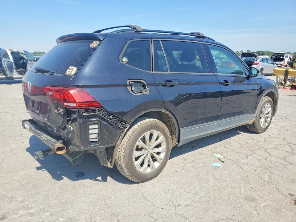 63478626 :رقم المزاد ، 3VV0B7AX0JM097053 vin ، 2018 Volkswagen Tiguan مزاد بيع
