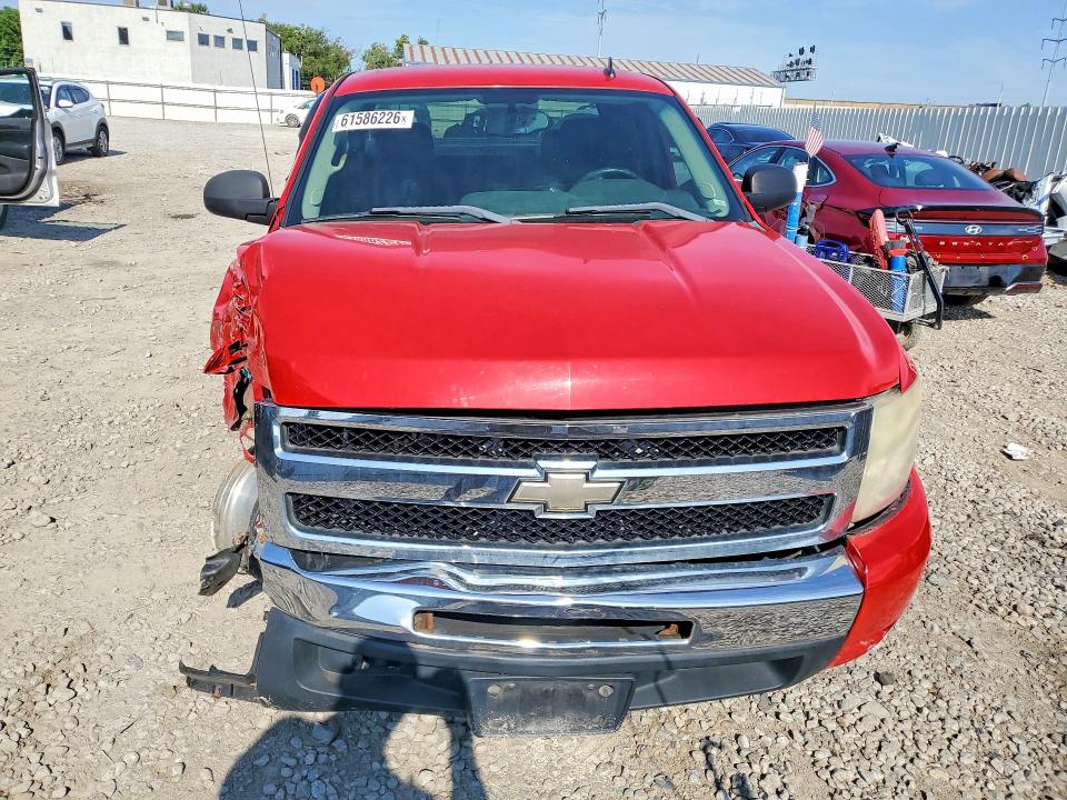 Продажа на аукционе авто 2011 Chevrolet Silverado, vin: 1GCRCSE00BZ100326, номер лота: 61586226