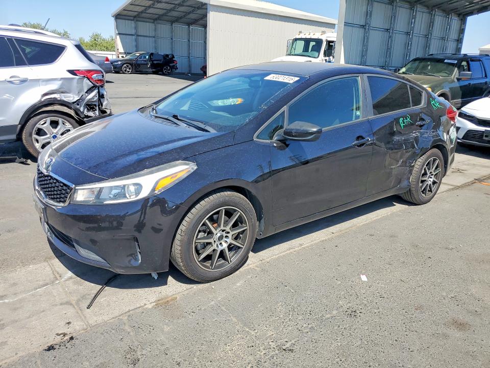 63021316 :رقم المزاد ، 3KPFK4A75JE251807 vin ، 2018 Kia Forte مزاد بيع