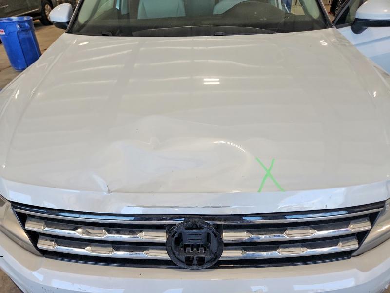 60658556 :رقم المزاد ، 3VV0B7AX9JM081126 vin ، 2018 Volkswagen Tiguan مزاد بيع