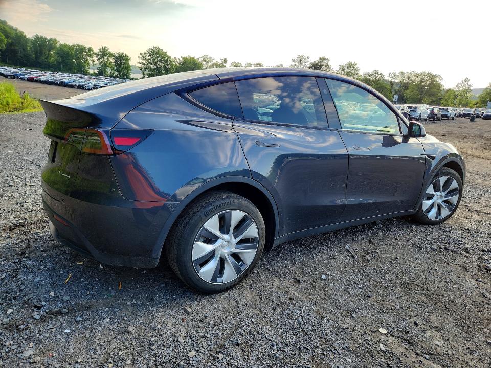 60148206 :رقم المزاد ، 7SAYGDEE8RF988821 vin ، 2024 Tesla Model Y مزاد بيع