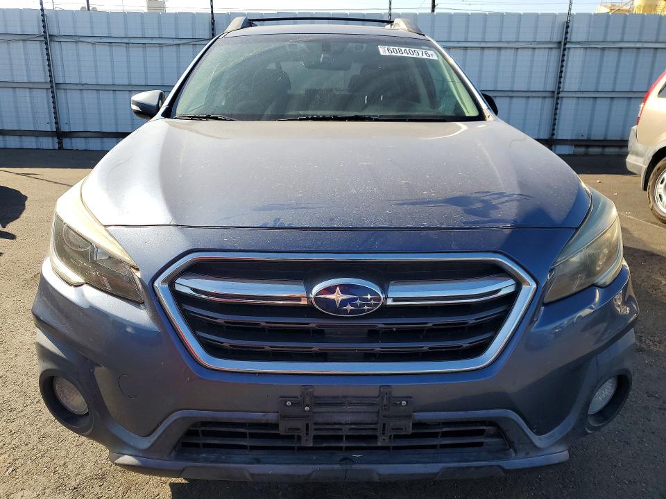 60840976 :رقم المزاد ، 4S4BSAHC4J3303561 vin ، 2018 Subaru Outback مزاد بيع