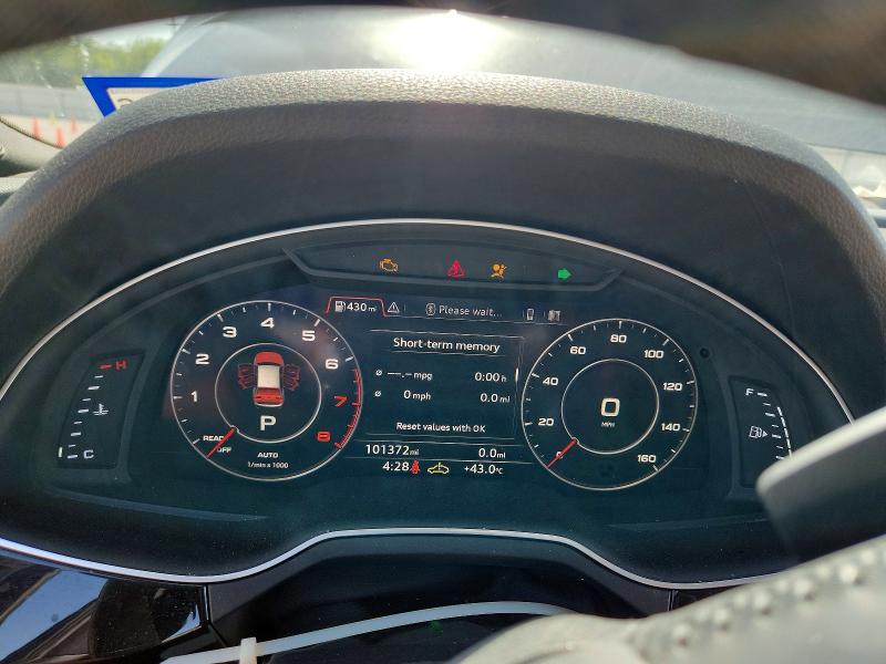 2018 Audi Q7 მანქანა იყიდება აუქციონზე, vin: WA1VAAF7XJD055153, აუქციონის ნომერი: 59404016