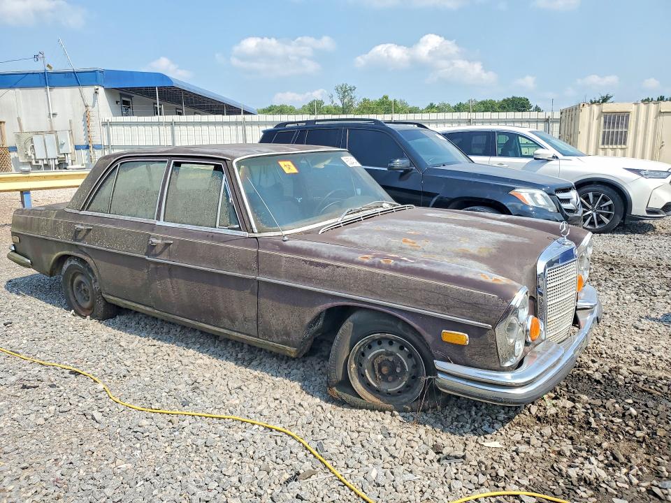 1972 Mercedes-benz 280 Se მანქანა იყიდება აუქციონზე, vin: 10806712008533, აუქციონის ნომერი: 63243476