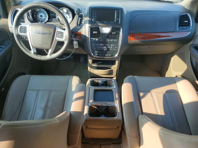 2016 Chrysler Town & Country მანქანა იყიდება აუქციონზე, vin: 2C4RC1BGXGR238680, აუქციონის ნომერი: 61488626