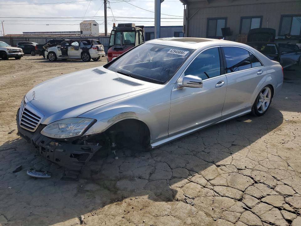 62945886 :رقم المزاد ، WDDNG7BB8BA386842 vin ، 2011 Mercedes-benz S مزاد بيع