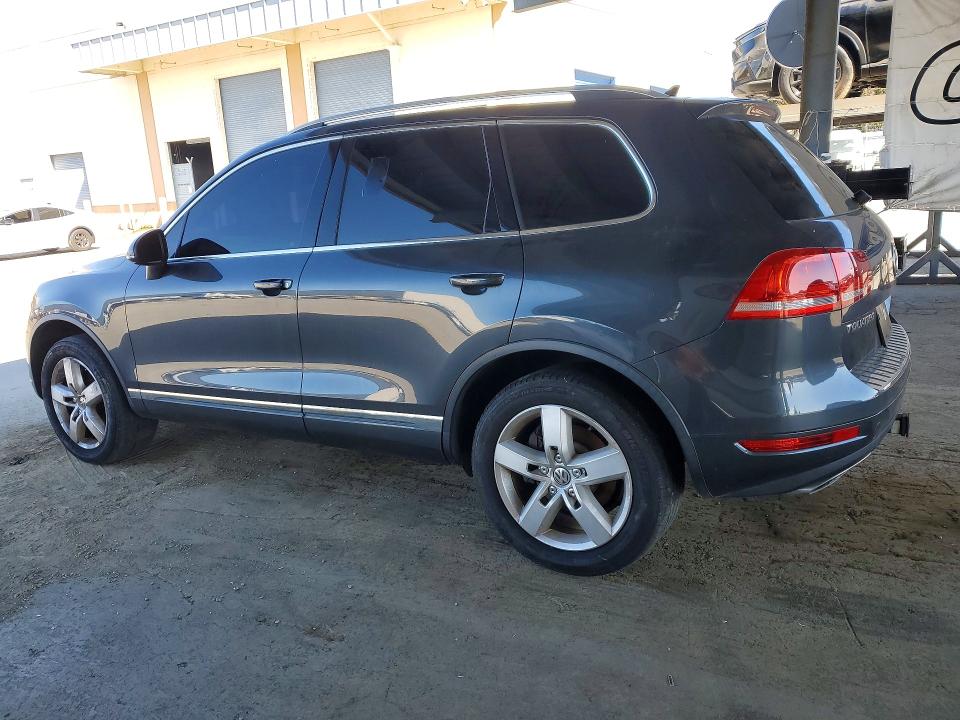 2012 Volkswagen Touareg მანქანა იყიდება აუქციონზე, vin: WVGEK9BP9CD007231, აუქციონის ნომერი: 60892776