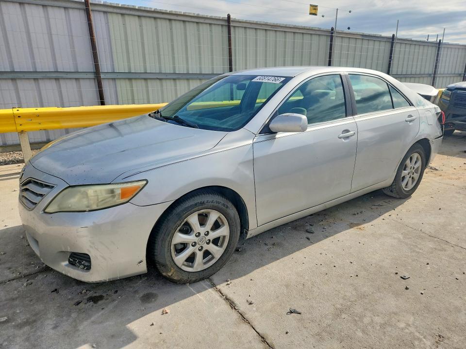 60814766 :رقم المزاد ، 4T1BF3EK8AU074680 vin ، 2010 Toyota Camry مزاد بيع