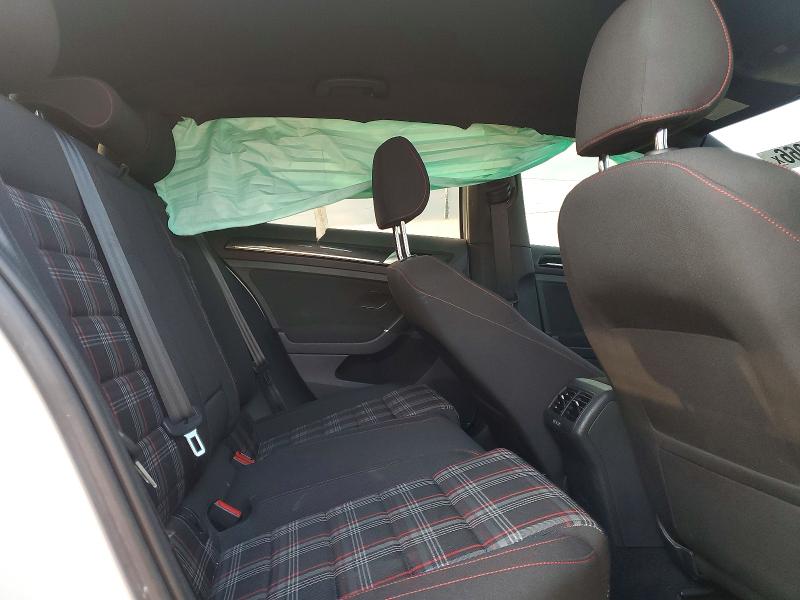60553966 :رقم المزاد ، 3VW447AU6HM067546 vin ، 2017 Volkswagen Gti مزاد بيع