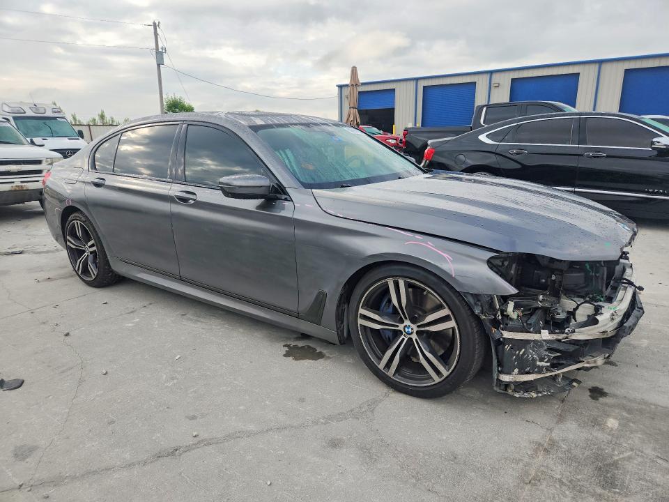 60860216 :رقم المزاد ، WBA7F0C59JGM23072 vin ، 2018 Bmw 750 مزاد بيع