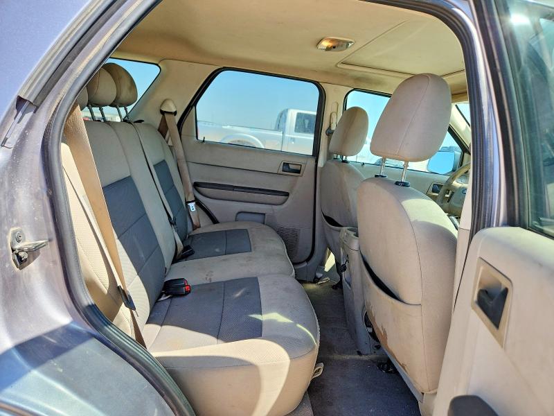 61902776 :رقم المزاد ، 1FMCU03188KC39815 vin ، 2008 Ford Escape مزاد بيع