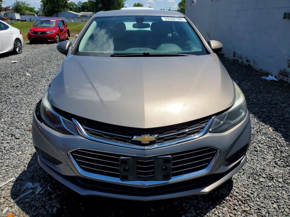 59300106 :رقم المزاد ، 3G1BE6SM9HS557712 vin ، 2017 Chevrolet Cruze مزاد بيع