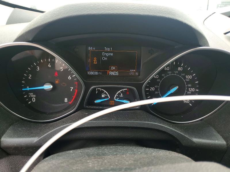 61335216 :رقم المزاد ، 1FMCU0GD7HUD18403 vin ، 2017 Ford Escape مزاد بيع