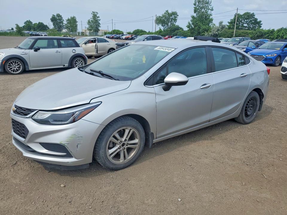 60845046 :رقم المزاد ، 1G1BE5SMXJ7114662 vin ، 2018 Chevrolet Cruze مزاد بيع