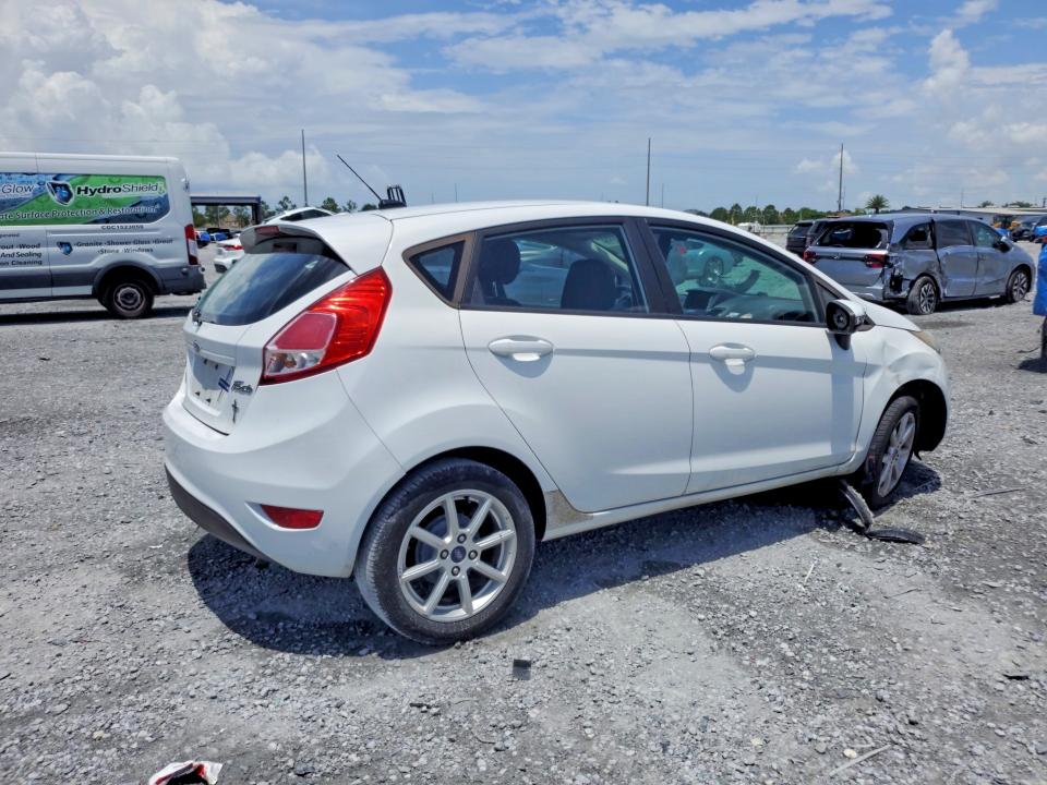 Продажа на аукционе авто 2015 Ford Fiesta, vin: 3FADP4EJ8FM200898, номер лота: 61303376