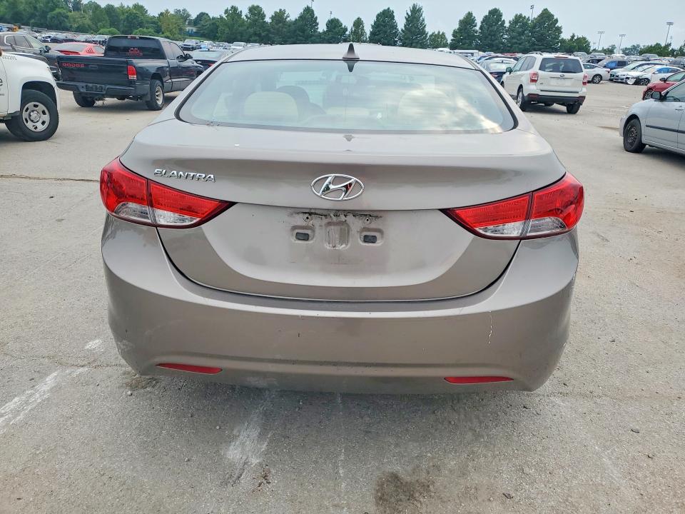 Продажа на аукционе авто 2013 Hyundai Elantra, vin: 5NPDH4AE4DH387785, номер лота: 62602036