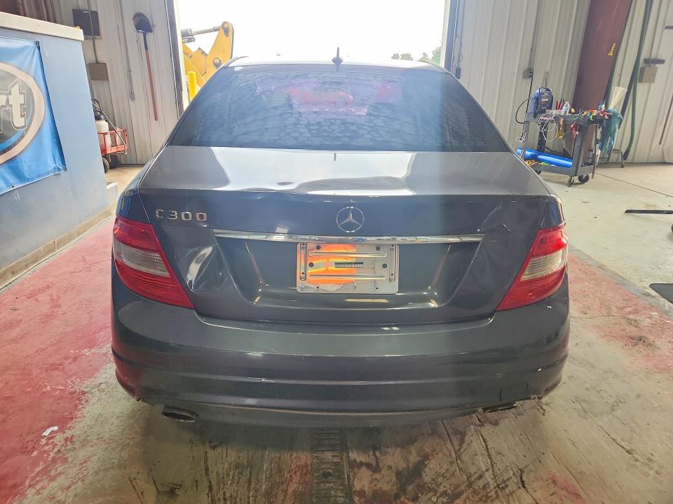 2011 Mercedes-benz C მანქანა იყიდება აუქციონზე, vin: WDDGF5EB6BR181100, აუქციონის ნომერი: 54857215