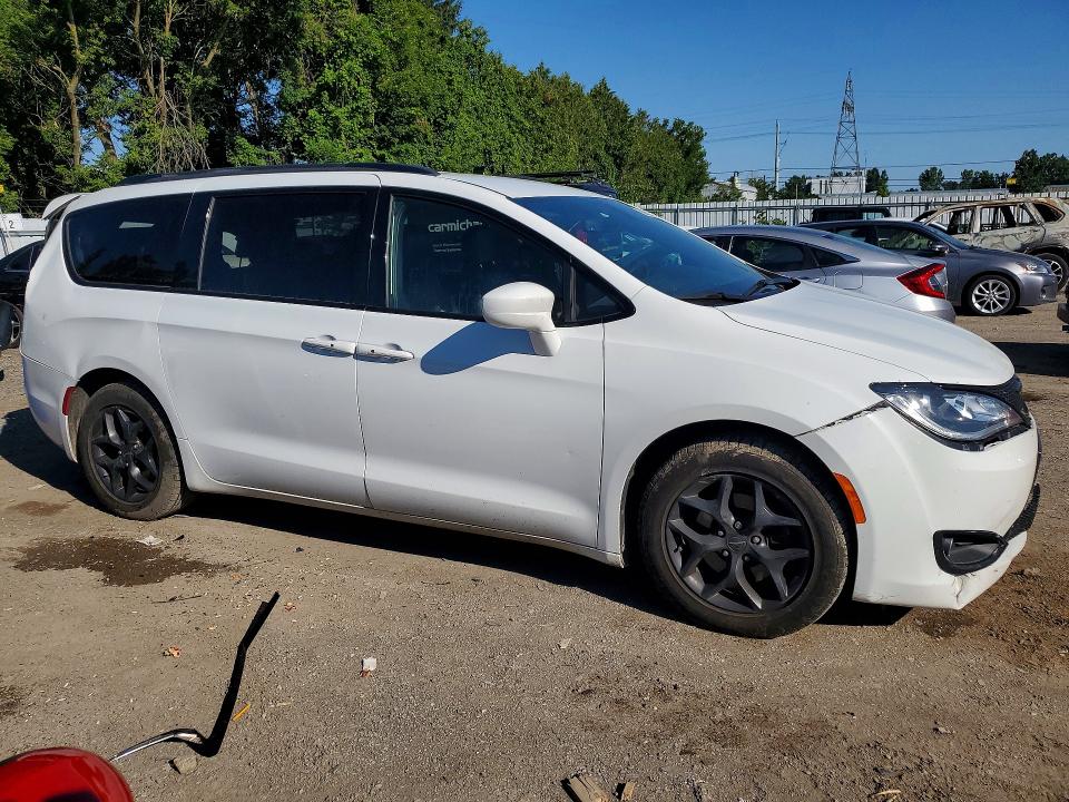 62665266 :رقم المزاد ، 2C4RC1BG1LR290354 vin ، 2020 Chrysler Pacifica مزاد بيع