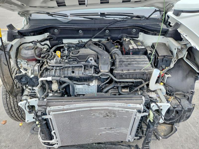 61773196 :رقم المزاد ، 3VVUX7B20RM060067 vin ، 2024 Volkswagen Taos مزاد بيع