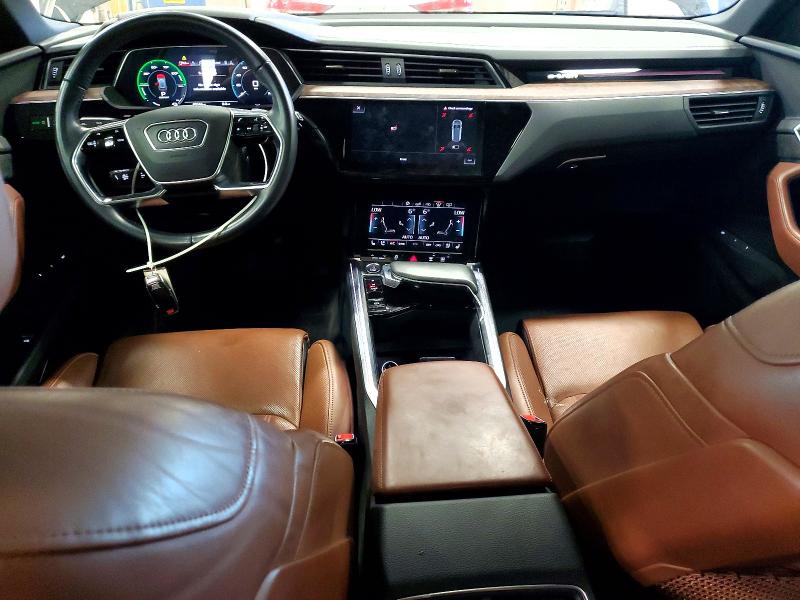 59961916 :رقم المزاد ، WA1VABGE8KB020532 vin ، 2019 Audi E-tron مزاد بيع