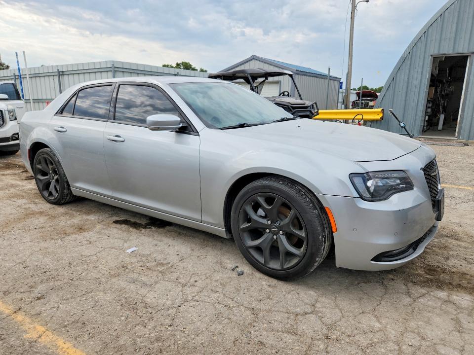 2021 Chrysler 300 მანქანა იყიდება აუქციონზე, vin: 2C3CCABG9MH567205, აუქციონის ნომერი: 60238816