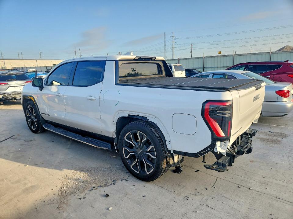 60458476 :رقم المزاد ، 1GT10MED7SU413388 vin ، 2025 Gmc Sierra مزاد بيع