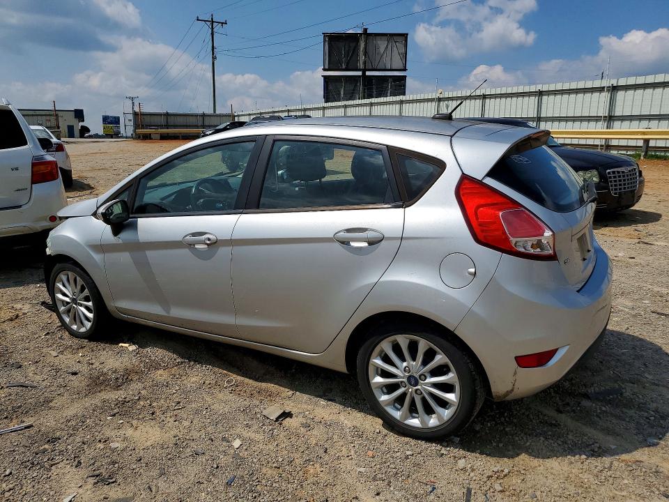 62492696 :رقم المزاد ، 3FADP4EJ2EM122990 vin ، 2014 Ford Fiesta مزاد بيع