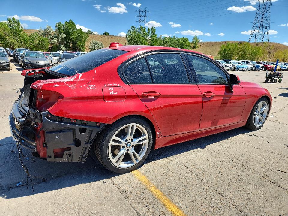 2013 Bmw 335 მანქანა იყიდება აუქციონზე, vin: WBA3B9C53DF585398, აუქციონის ნომერი: 61414896