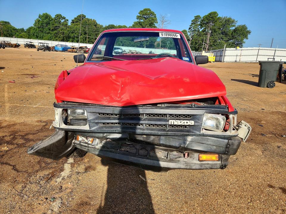 1990 Mazda B2200 მანქანა იყიდება აუქციონზე, vin: JM2UF1137L0925583, აუქციონის ნომერი: 61898066
